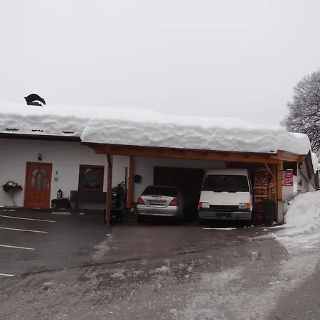 Haus Zwischenberger Homestay *